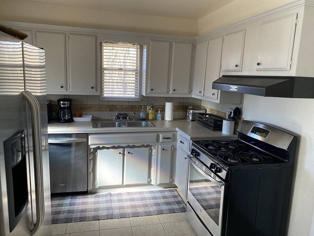 Cozy Retreat in Edmond, Oklahoma County