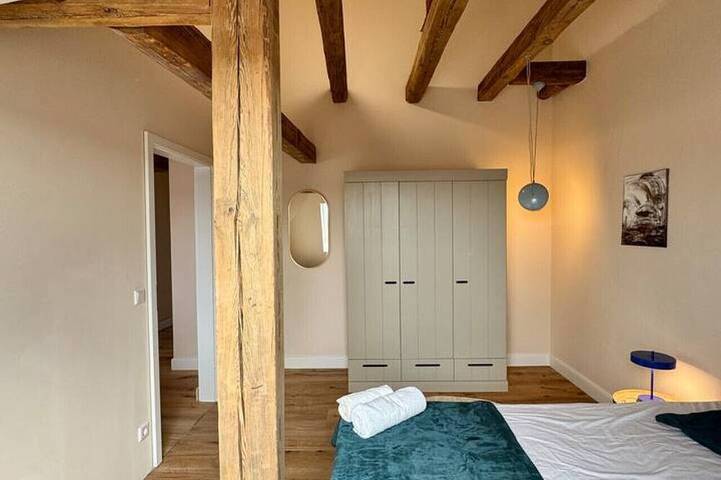 Entire apartment, Engelhaus*Apartment w. View for 2 pers, Hbf, Messe in Fürth, Franconia