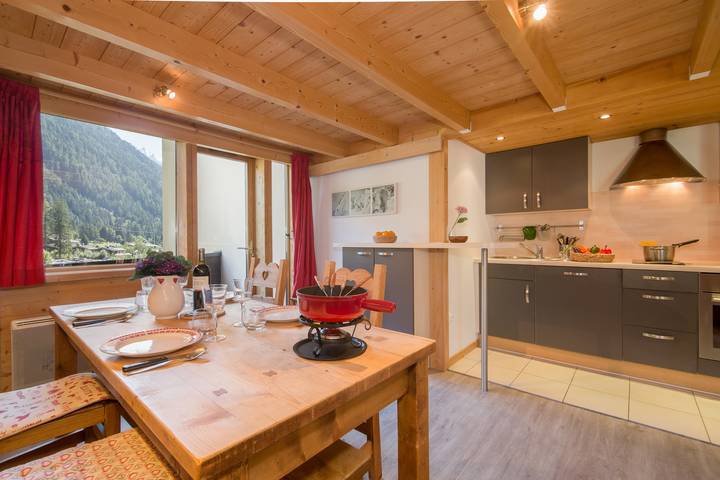 Gîte pour 7 personnes, avec balcon dans Argentière