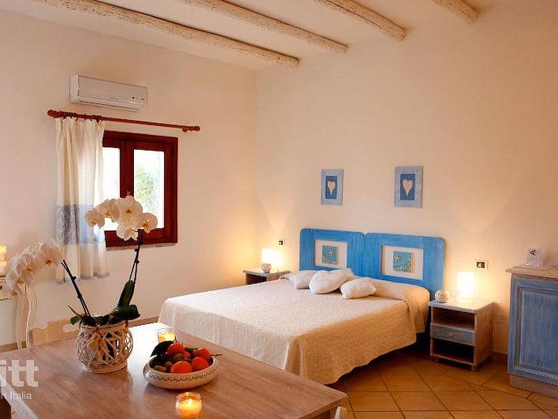 Tritt — Apartment for 2 people in Baia de Bahas within walking distance of the beach in Villaggio Marineledda, Costa Smeralda
