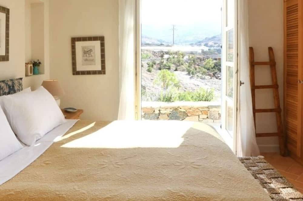 Villa Kyana in Poseidonia, Syros