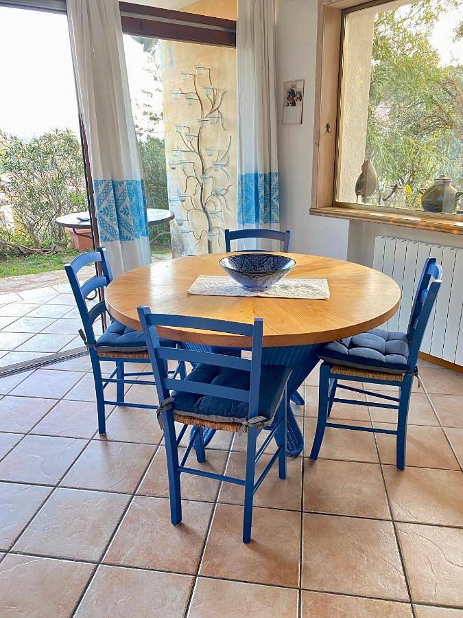 Ferienhaus für 4 Personen, mit Balkon und Terrasse sowie Garten und Ausblick in San Pantaleo