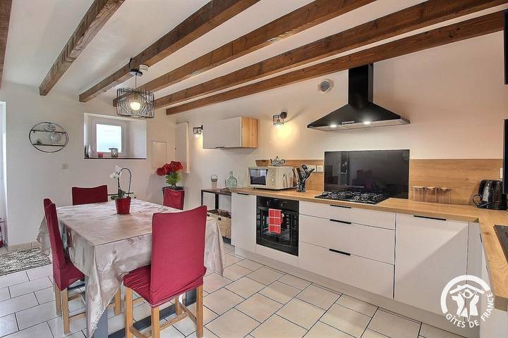 Gîte pour 4 personnes, avec terrasse et jardin à Ploubazlanec - 4