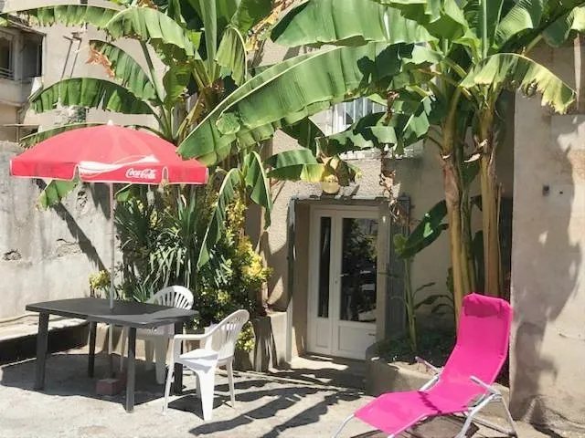 Ferienwohnung für 2 Personen, mit Whirlpool und Garten - 1