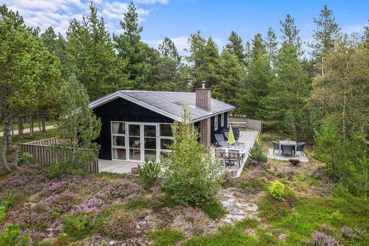 Ferienhaus für 4 Personen, mit Balkon/Terrasse und Terrasse in Houstrup Strand