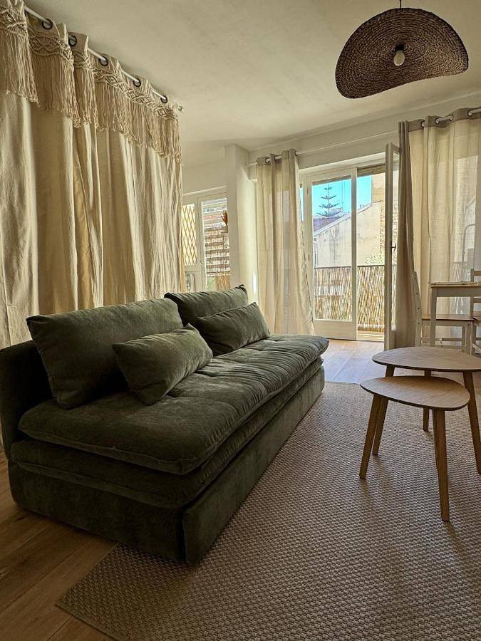 Gîte pour 4 personnes, avec balcon dans Gare De Nice Riquier - 2