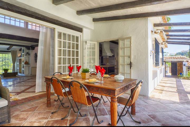 Finca für 11 Personen, mit Pool und Terrasse, kinderfreundlich in Estepona - 4