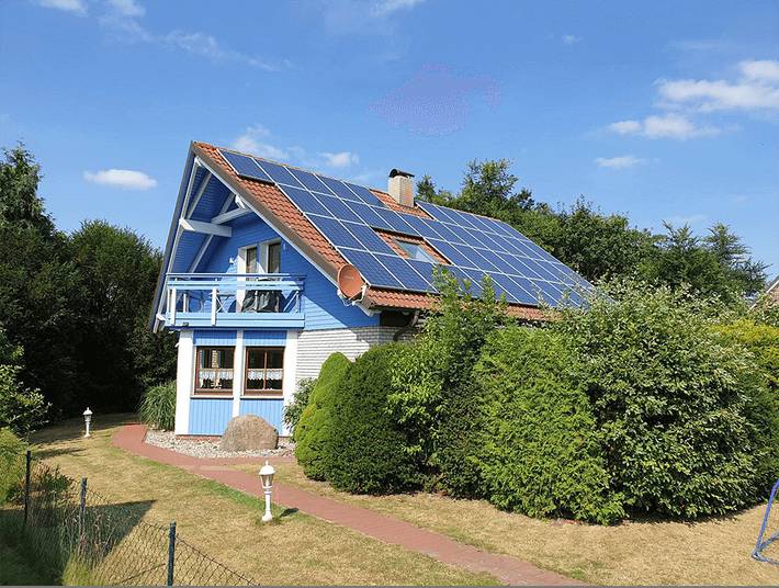 Ferienhaus für 10 Personen, mit Balkon und Garten in Tating