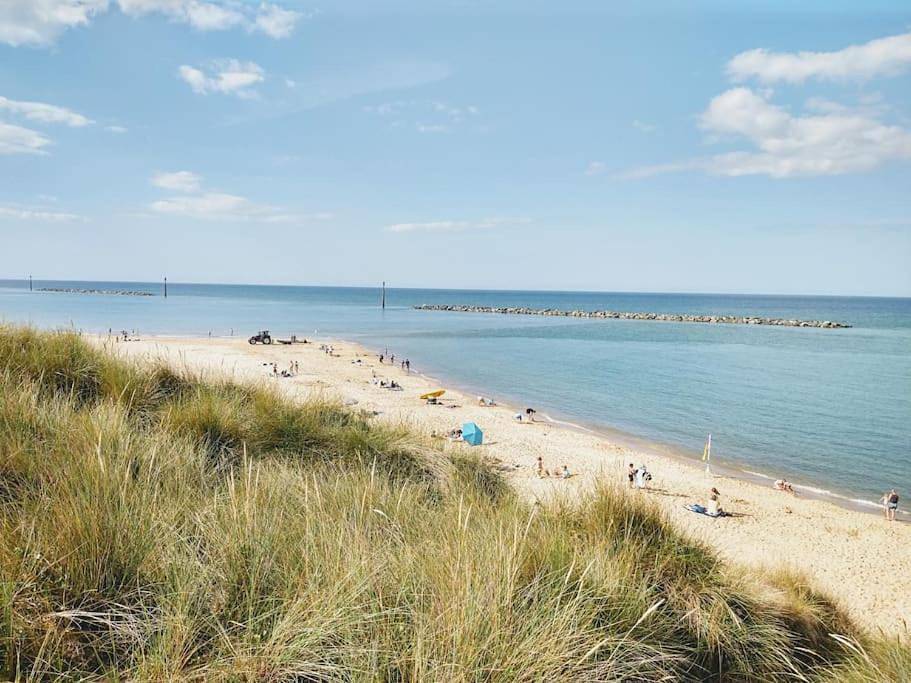 Entire apartment, One-Bedroom Apartment in Sea Palling, The Broads