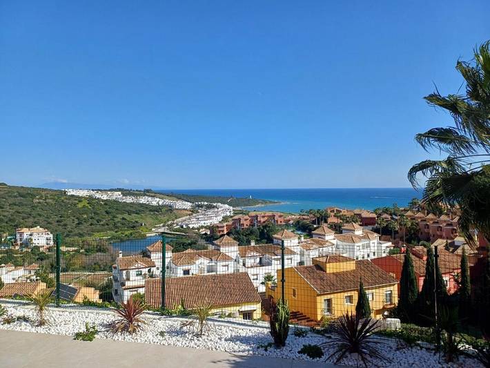 Casa rural para 8 personas, con Balcón y Terraza además de Jardín y Piscina en La Línea de la Concepción - 4