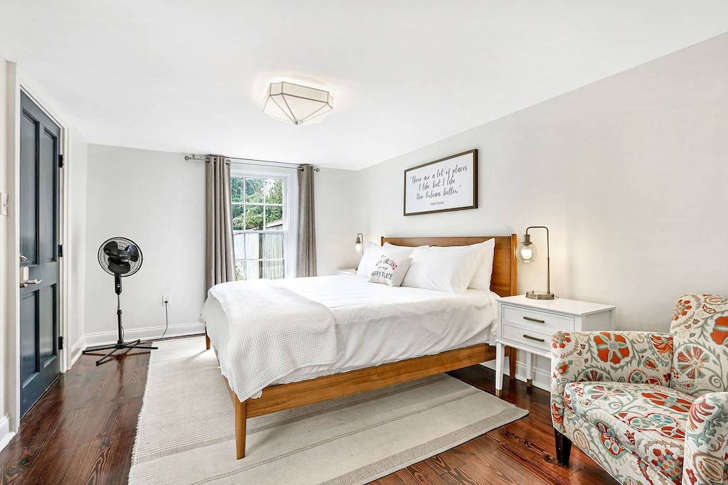 Stunning Greek Revival in Lower Garden District. Steps from Magazine St! in New Orleans, Orleans Parish