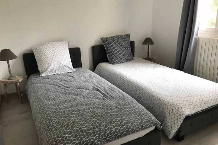 Location de vacances pour 12 personnes, avec jardin, animaux acceptés à Thiron-Gardais - 3