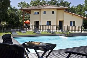 Villa pour 12 personnes, avec jardin dans le Gers