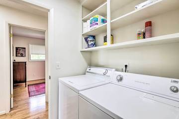 Log Cabin for 21 Guests in Lake Martin, Tallapoosa County, Picture 3