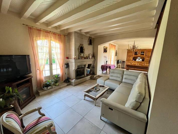 Location de vacances pour 2 personnes, avec vue et terrasse dans Mazirat - 2