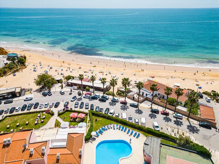 Gîte pour 6 personnes, avec balcon ainsi que piscine et jardin à Portimão - 4