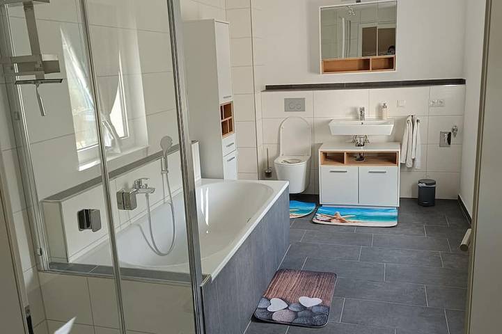 Ferienhaus für 5 Personen, mit Garten