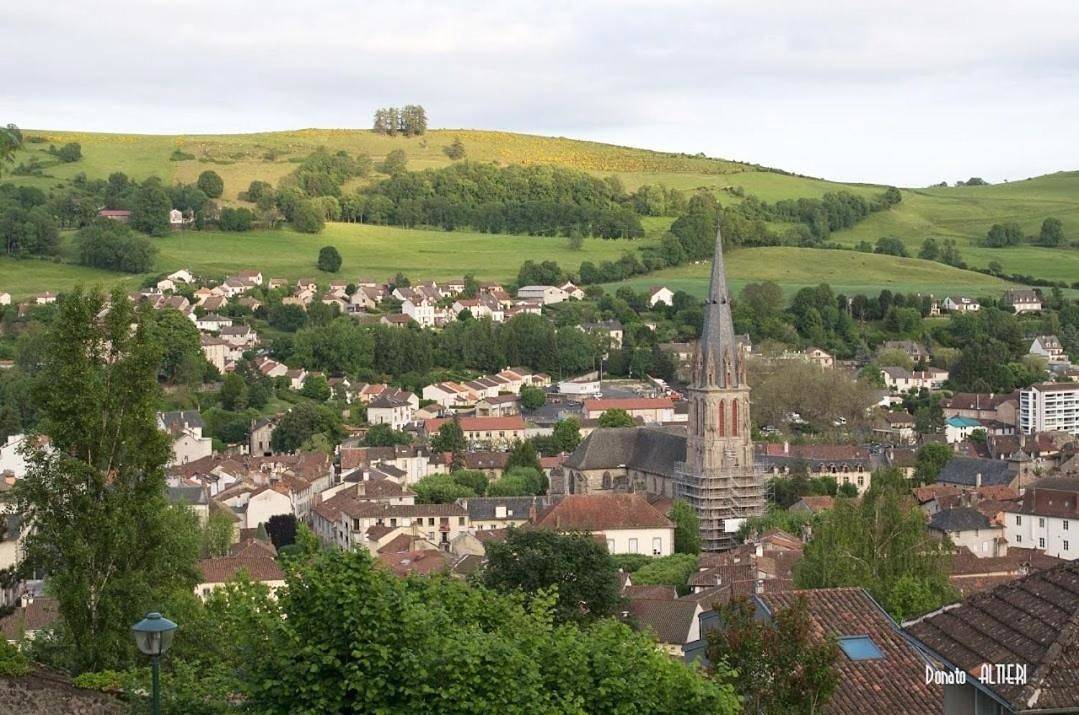 Château de la Moissetie in Aurillac, Région d'Aurillac