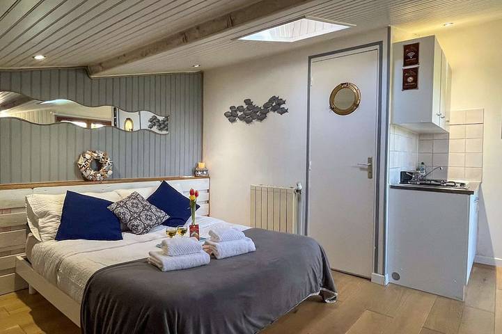 Gîte pour 2 personnes, avec balcon et jardin ainsi que sauna et piscine à Vessey - 2