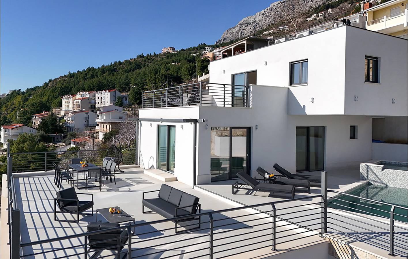 Dom dla 12 osób z taras in Celina, Omiš-Riviera