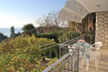 Ferienwohnung für 3 Personen, mit Garten und Balkon in Supetarska Draga