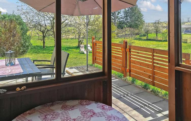 Ganze Ferienwohnung, Rückzugsort am See mit Parkplatz, Kabel-TV und Internet in Roggentin (Mirow), Mirow