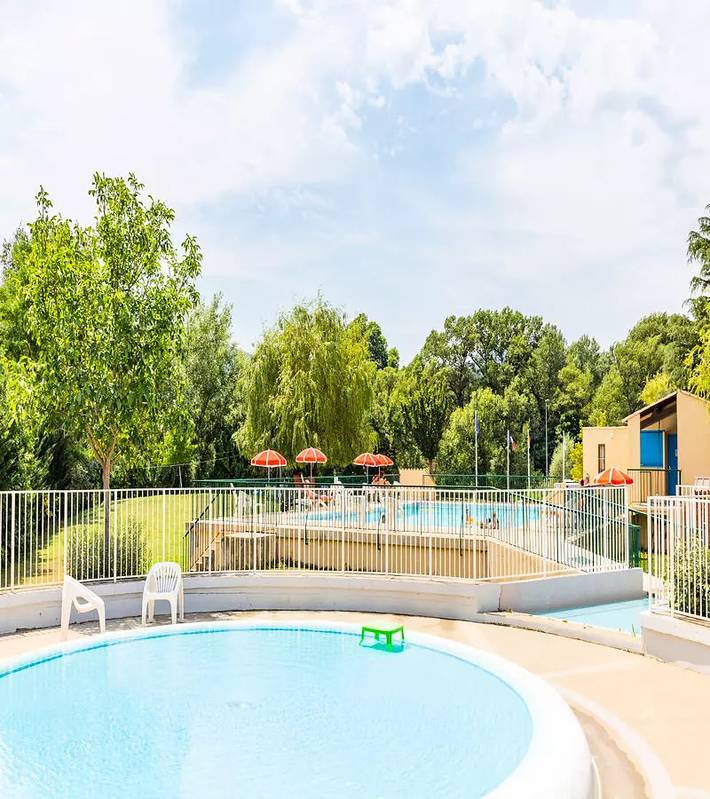 Camping für 4 Personen, mit Pool und Terrasse sowie Ausblick in Alpes-de-Haute-Provence - 4