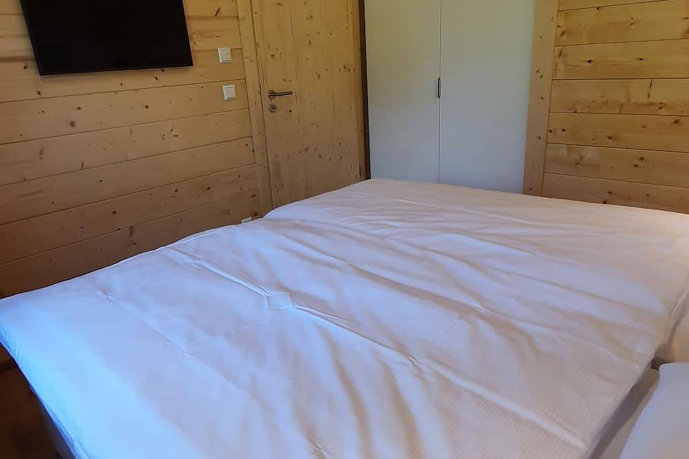 Ökologisches Holzblock-Ferienhaus Neubau - gratis Albcard ab 2025 in Hayingen, Neckar-Alb