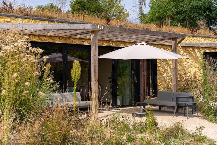 Chalet voor 4 personen, with Balkon/Terras and Terras as well as Tuin in Zuid-Limburg