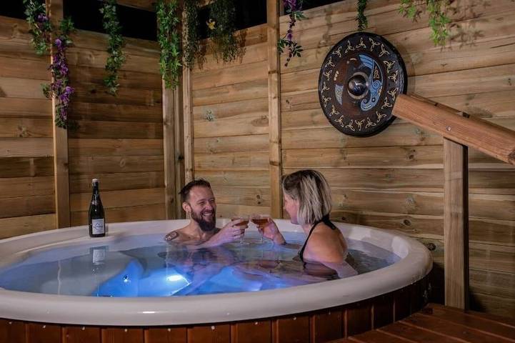Gîte pour 2 personnes, avec jacuzzi ainsi que terrasse et sauna dans Zuydcoote