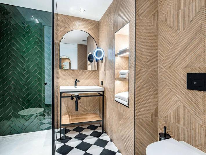 Hôtel pour 2 personnes, avec terrasse, animaux acceptés dans Gare de Nice ville - 4