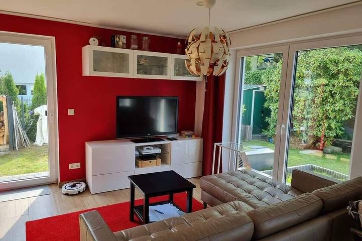 Ferienhaus für 2 Personen, mit Pool und Balkon sowie Garten in Rostock und Umgebung