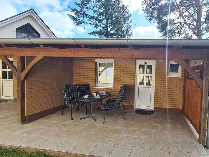 Bungalow für 4 Personen, mit Balkon und Terrasse in Binz