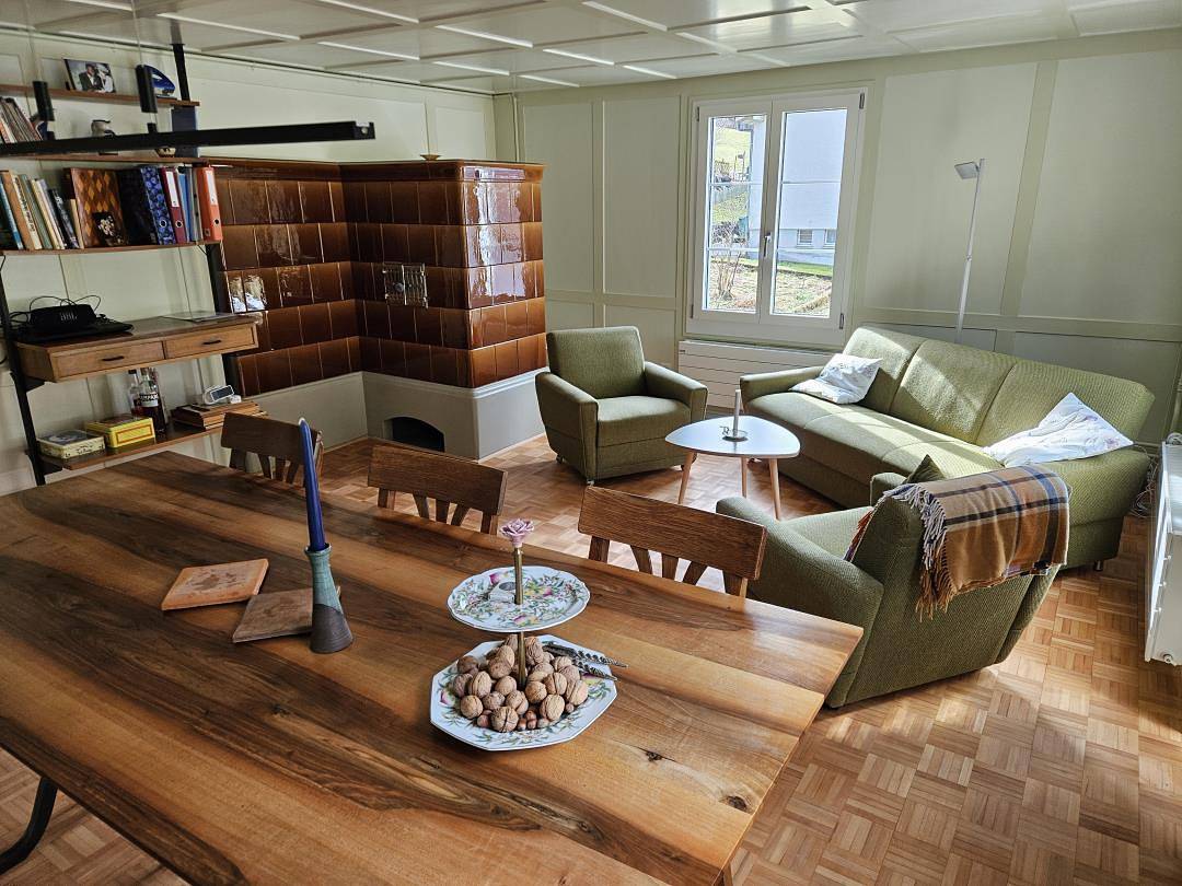 Ganze Wohnung, Revier z'Uhrmachers in Rüti GL, Glarus Süd