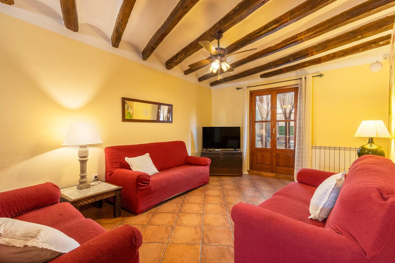 Country House 'Cal Menut' with Private Terrace and Wi-Fi in Belianes, Costers del Segre