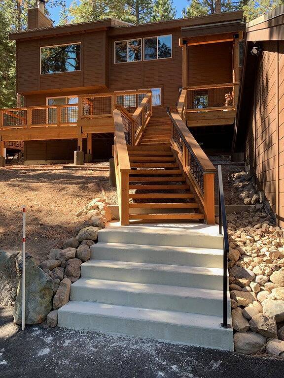 Neue Northstar 4 Br. Herrliche Aussicht, Whirlpool, Sauna, 2537 Sf! Kostenloser Shuttle! Npoa! in Northstar California