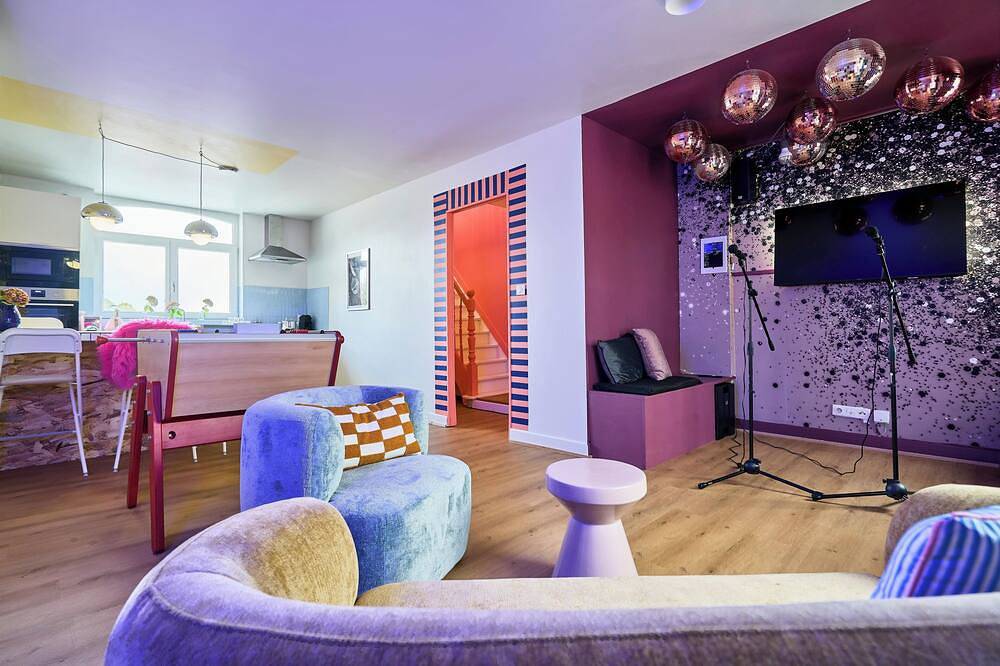 Paillettes fever, maison avec karaoké, 3 chambres in Croix (homonymie), Région de Lille