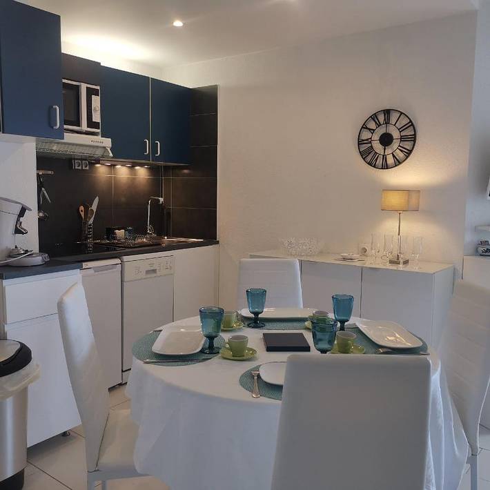 Gîte pour 4 personnes, avec vue et balcon dans Plage Beau Rivage Saint Raphael - 3