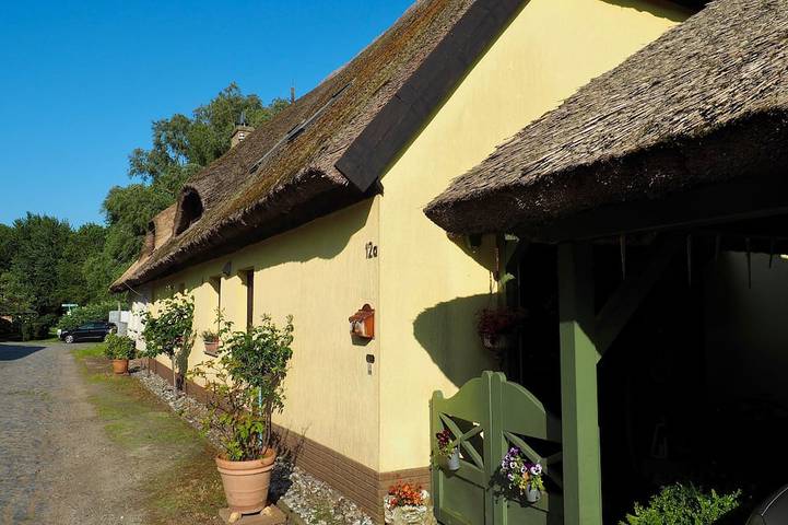 Ferienwohnung für 4 Personen, mit Garten in Rappin