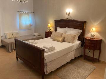 Maison d’hôte pour 3 personnes, avec vue ainsi que jardin et piscine à Saint-Nicolas-de-la-Grave