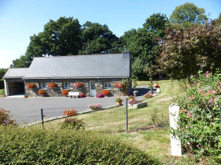 Gîte pour 6 personnes, avec jardin, animaux acceptés à Laniscat - 4