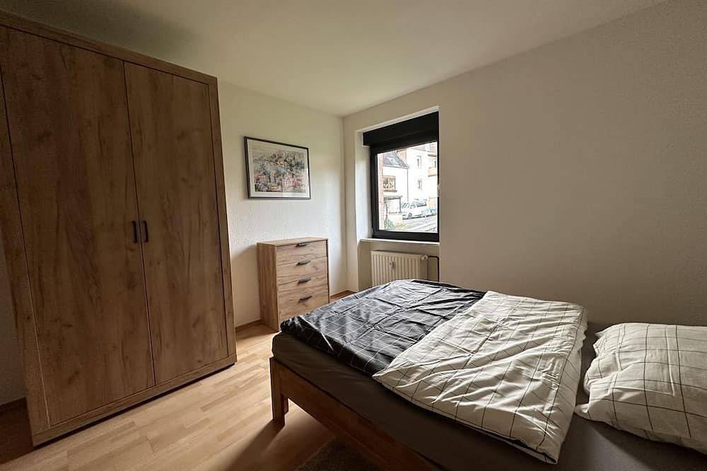 Ganze Wohnung, Ferienwohnung Bickenalb - Appartement/Fewo, Dusche und Bad, Wc, 1 Schlafraum in Zweibrücken, Pfalz