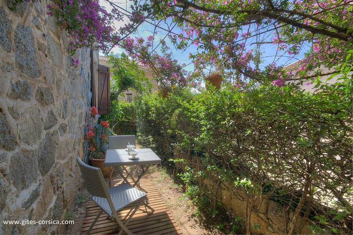 Gîte pour 2 personnes, avec Jardin et Vue