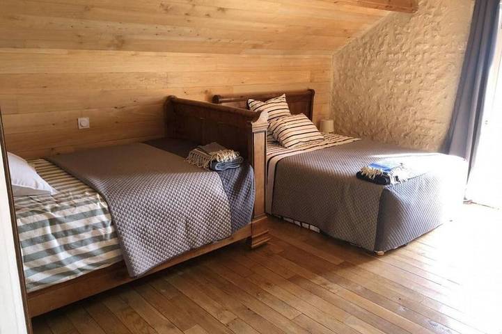 Gîte pour 6 personnes, avec jardin à Montignac-le-Coq - 4