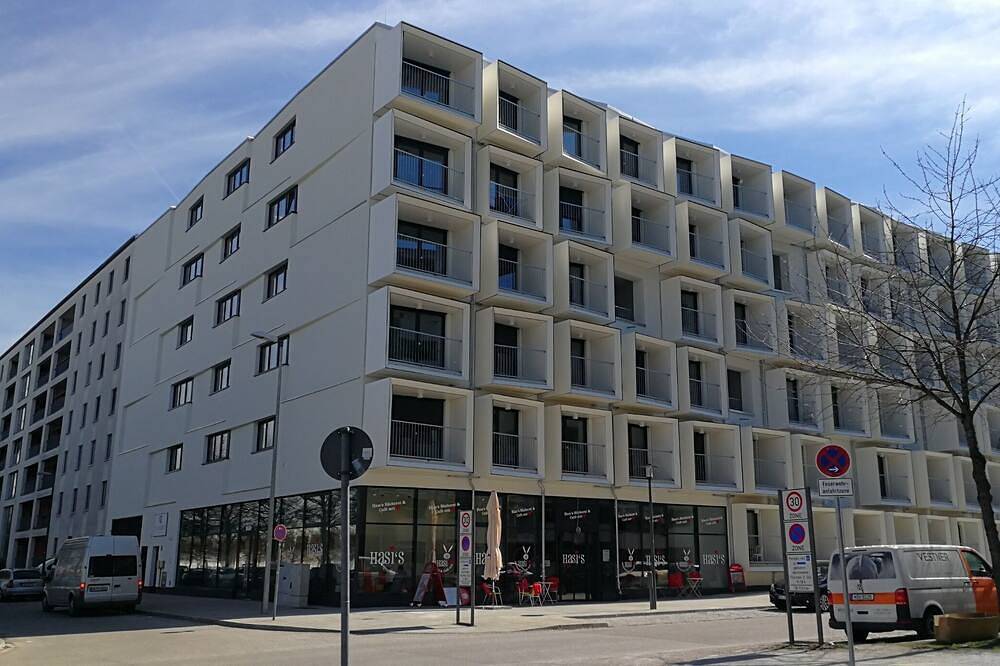 Appartamento intero, Moderno appartamento per visite fieristiche e affitti per vacanze d'affari in Monaco di Baviera Riem, Monaco di Baviera