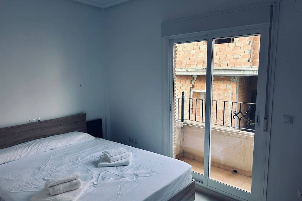 Entire apartment, Rented rooms in triplex in Zújar, Geoparque de Granada