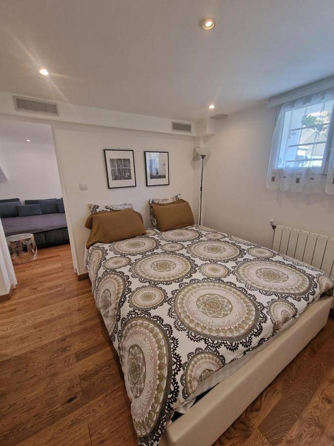 Appartement entier, Studio Drancy avec Jardin 45 m2 in Drancy, Seine-Saint-Denis