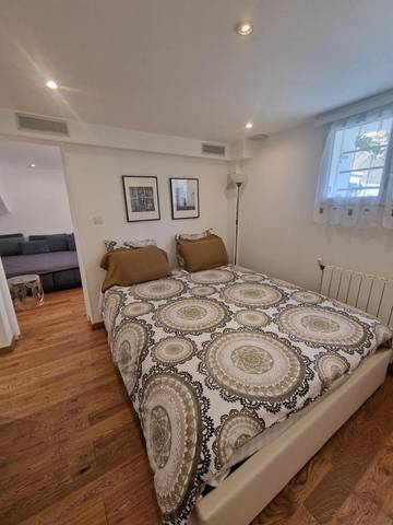 Gîte pour 4 personnes, avec terrasse et jardin à Drancy