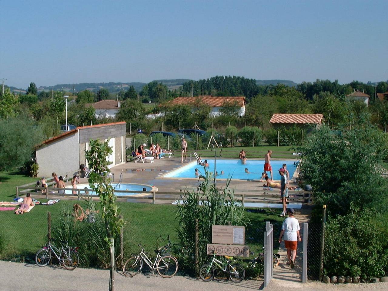 Detached chalet with dishwasher, on the banks of the Lot in Castelmoron-sur-Lot, Marmande und Umgebung