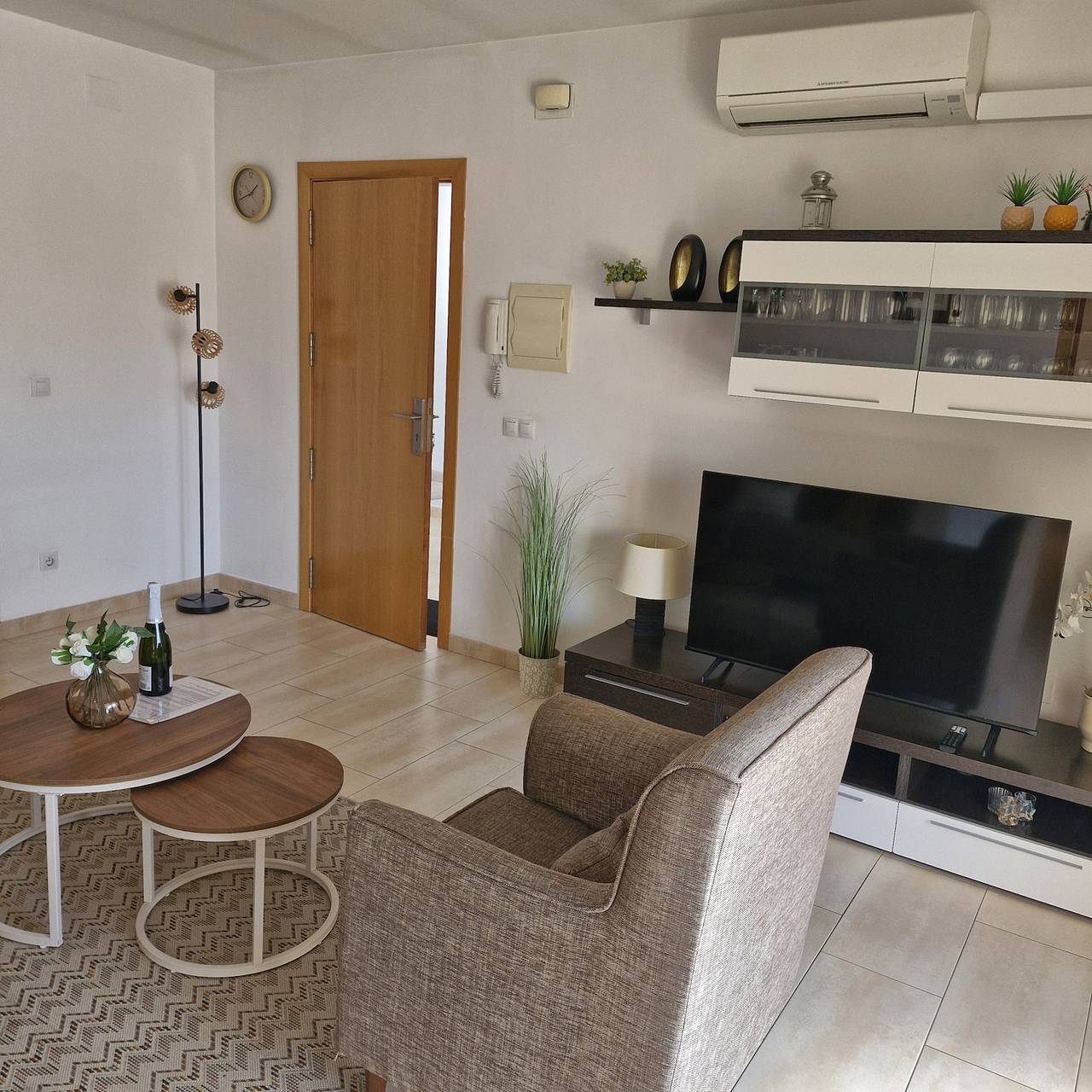 Apartamento entero, Apartamento de vacaciones para 4 personas con terraza in El Mas Fumats, Roses